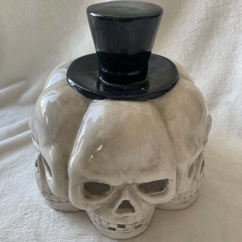 Halloween unique skull pumpkin candle holder with black top hat - Picture 3 of 5